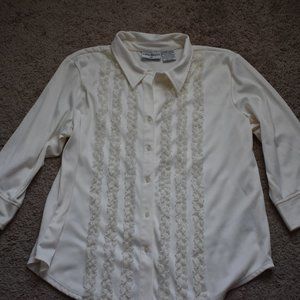 Kathy Ireland- White Button Down Blouse
